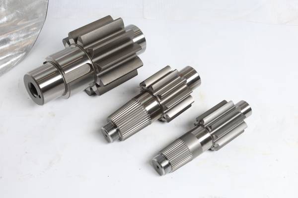 精密齿轮轴技术创新：晋江华齿突破高速传动瓶颈